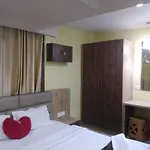 La Platina Premium Suites, Near Puri Sea Beach